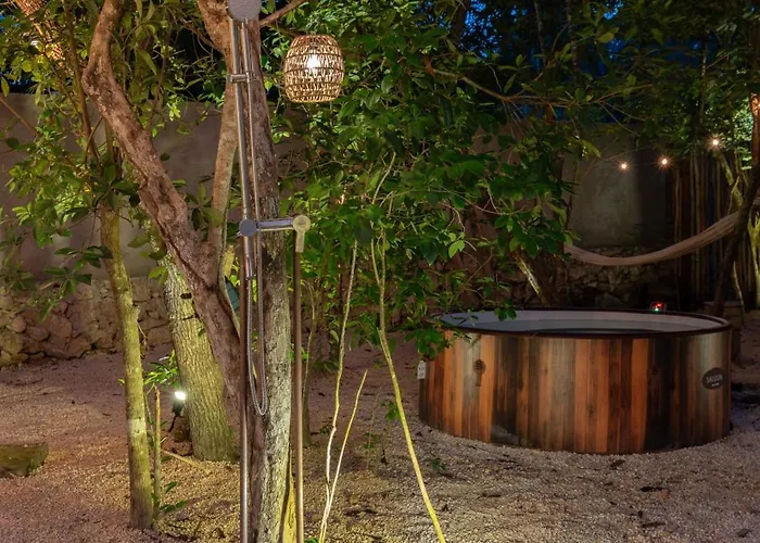 Casa Izar Cozy Villa-heated Pool-firepit-jacuzzi